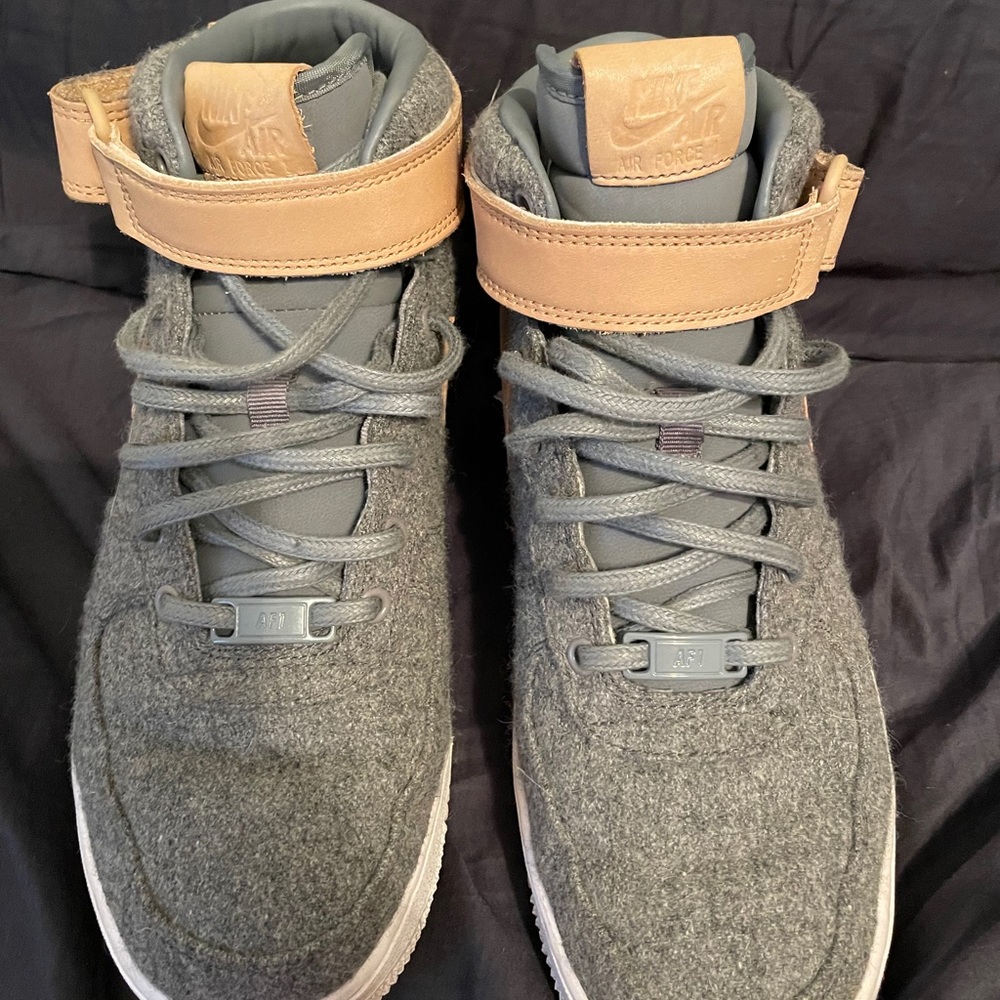 Nike Mid-Rise Activewear Shoes